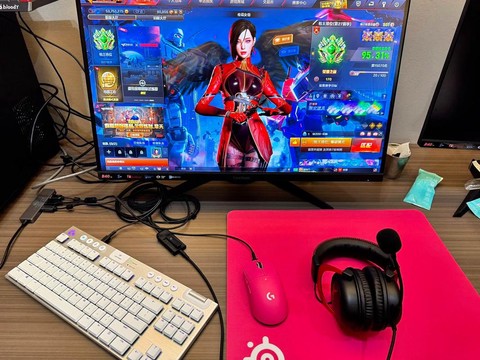 玩穿越火线用什么键盘好